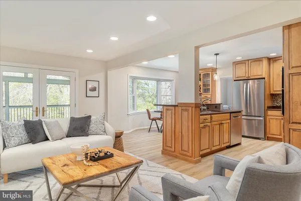 $1,500,000 | 9910 Chase Hill Court, Vienna, VA 22182