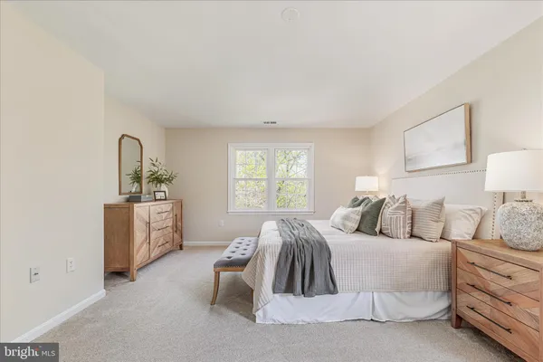 $1,500,000 | 9910 Chase Hill Court, Vienna, VA 22182
