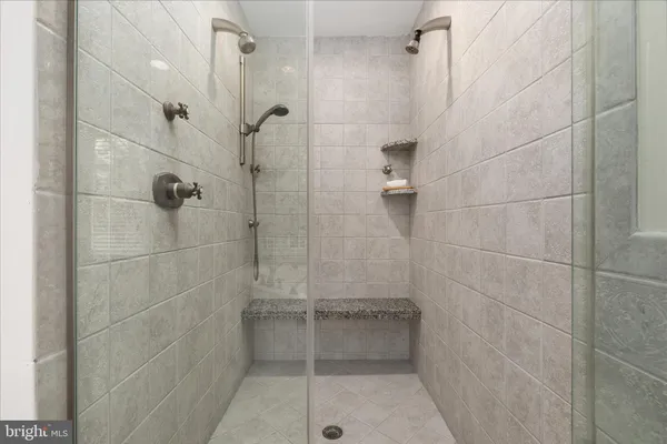 $1,500,000 | 9910 Chase Hill Court, Vienna, VA 22182