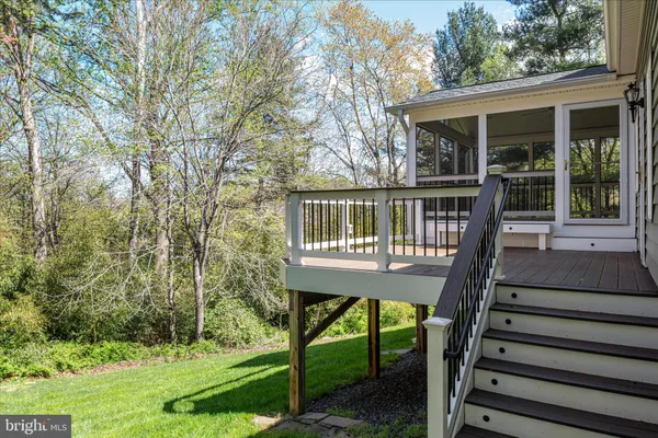 $1,500,000 | 9910 Chase Hill Court, Vienna, VA 22182
