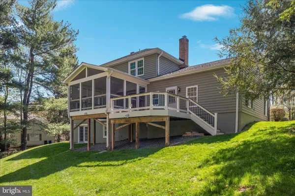 $1,500,000 | 9910 Chase Hill Court, Vienna, VA 22182