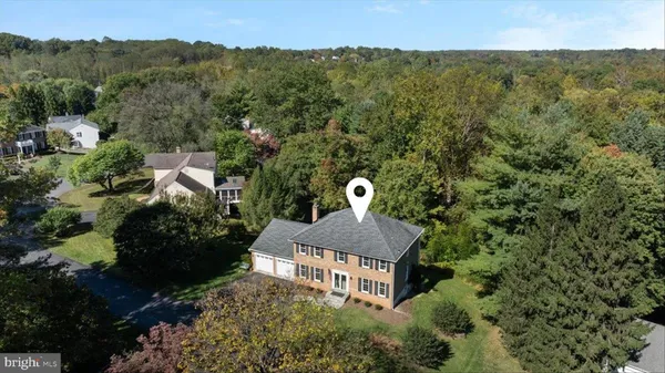 $1,500,000 | 9910 Chase Hill Court, Vienna, VA 22182
