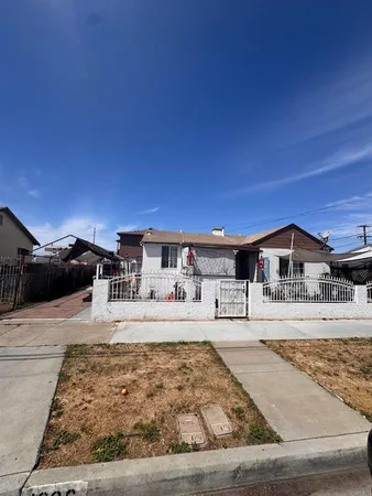 $1,850 | 1828 I Avenue, Unit B, National City, CA 91950