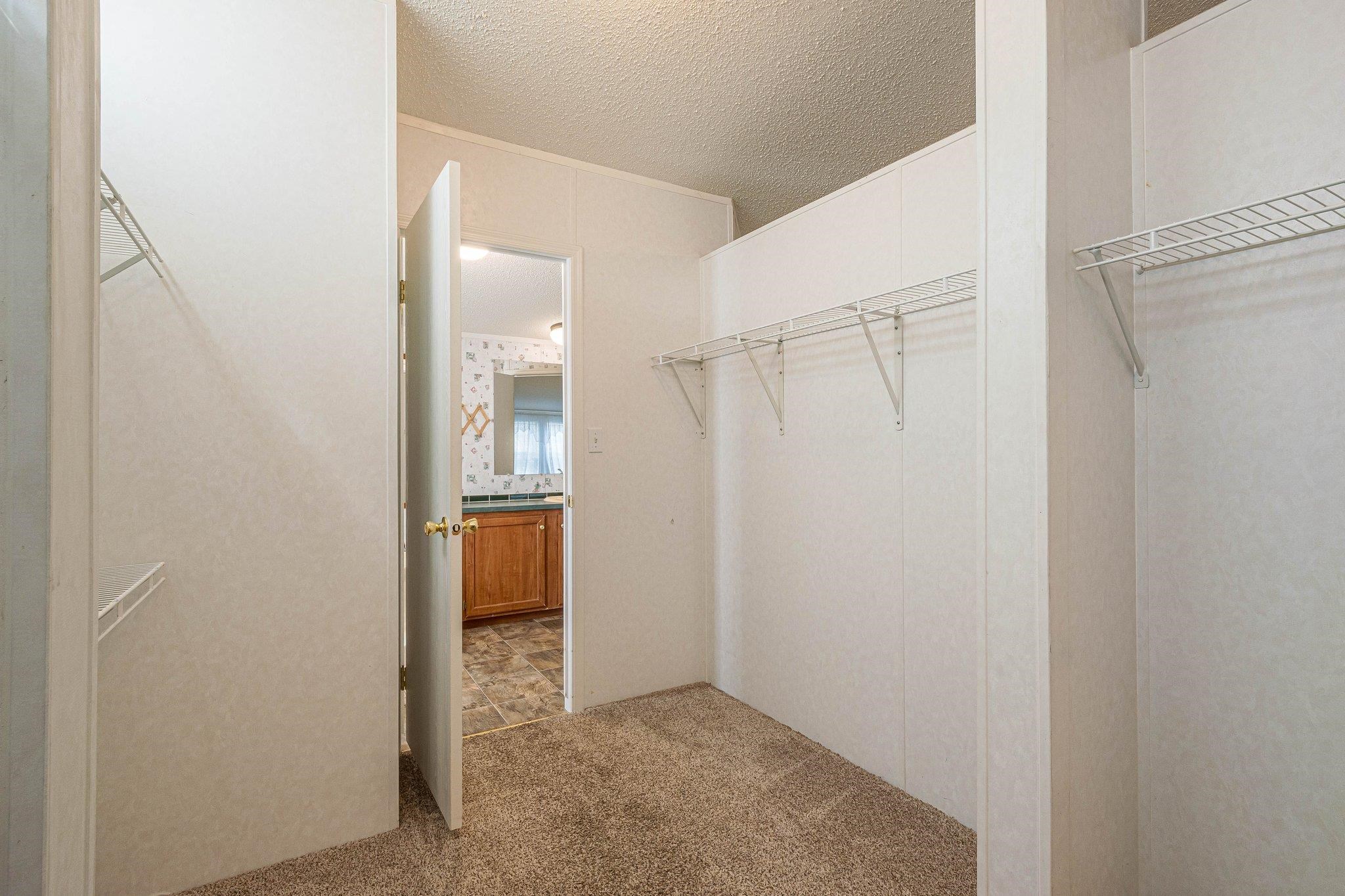 424 32 Road, Unit 304 Clifton, CO 81520 - Photo 35 of 37