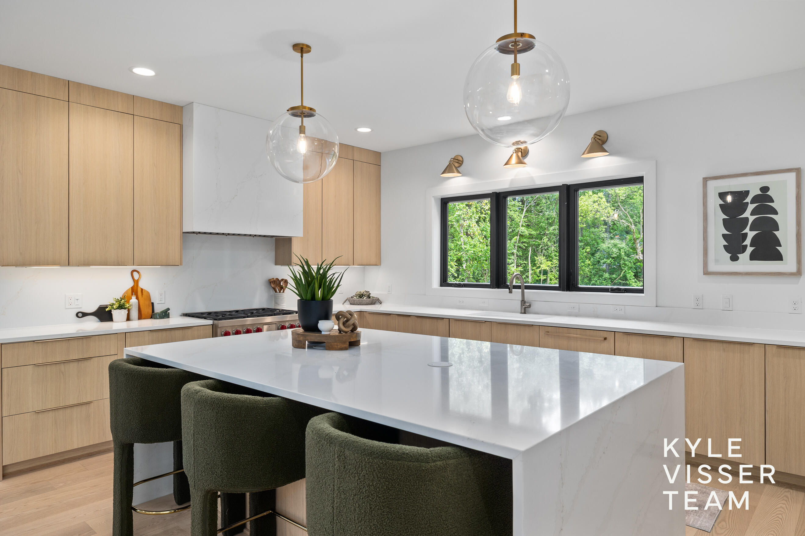 8151 28th Street Southeast Ada, MI 49301 - Photo 15 of 72 Kitchen