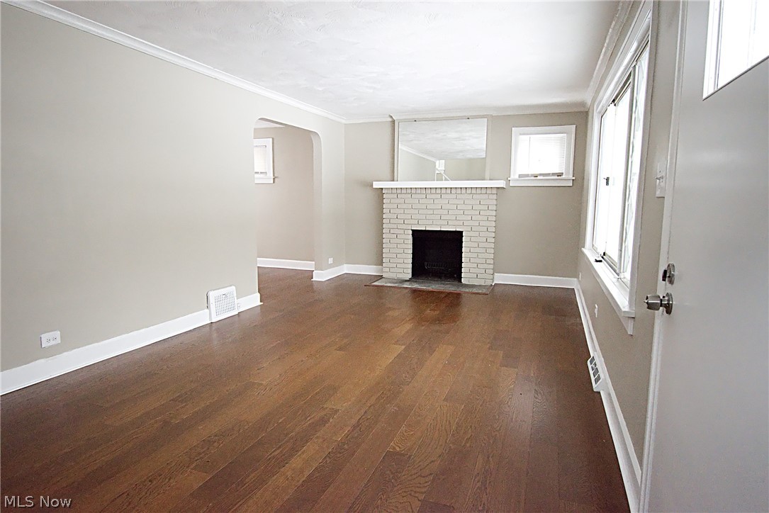 864 Englewood Road Cleveland Heights, OH 44121 - Photo 5 of 14