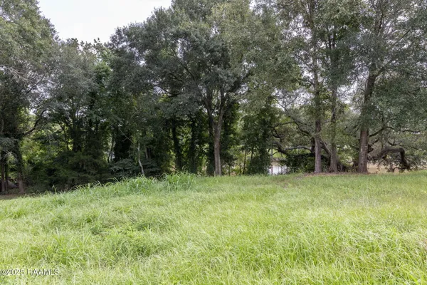 $224,700 | 4013 Woodlawn Road, Maurice, LA 70555