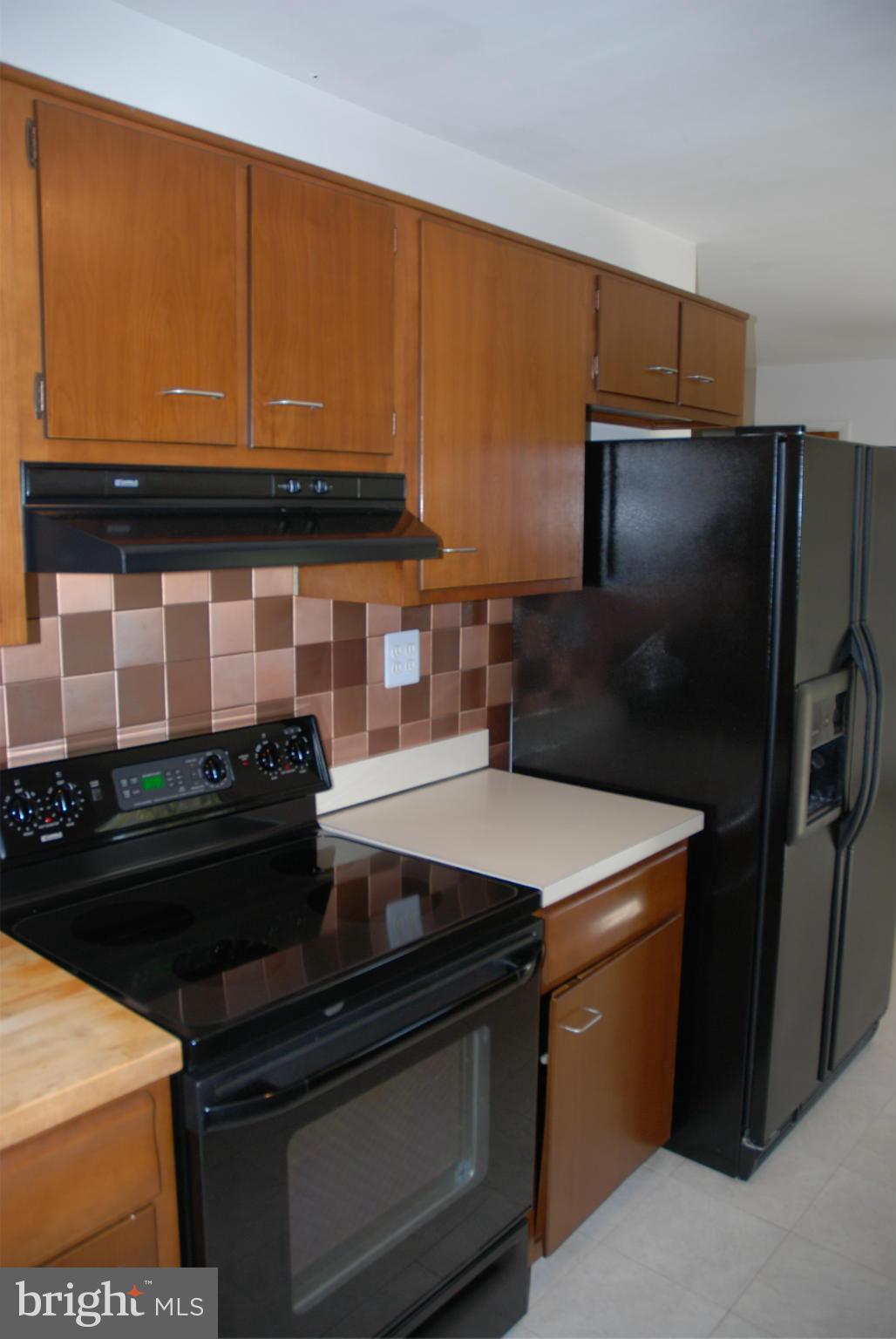 11816 Caplinger Road Silver Spring, MD 20904 - Photo 10 of 23 Kitchen