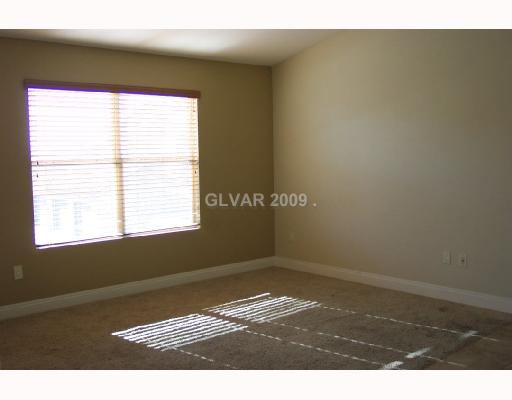 8101 West Flamingo Road, Unit 2092 Las Vegas, NV 89147 - Photo 2 of 9 Living Room.