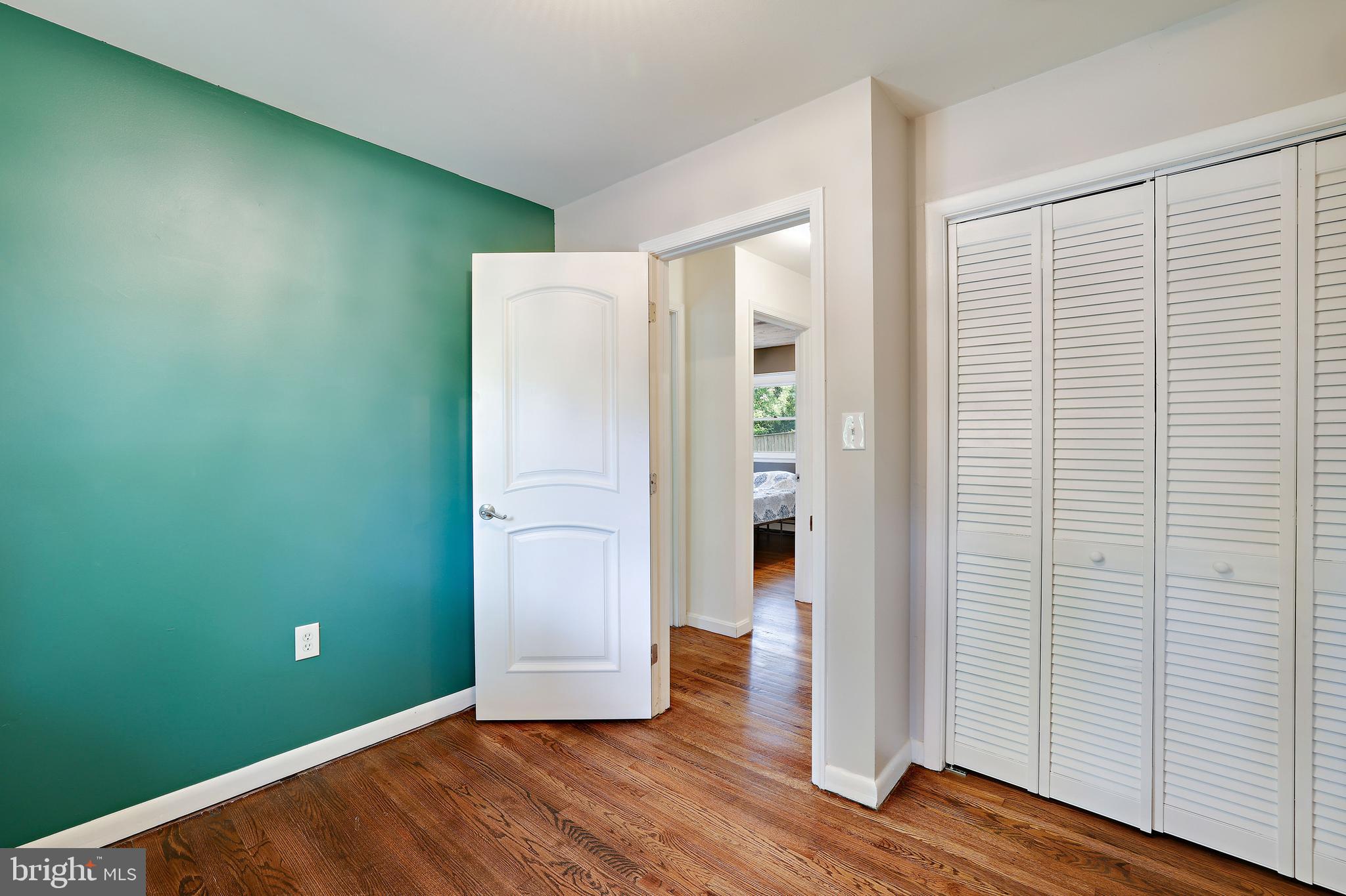208 Beach Road Pasadena, MD 21122 - Photo 22 of 40 Gallery Image 22