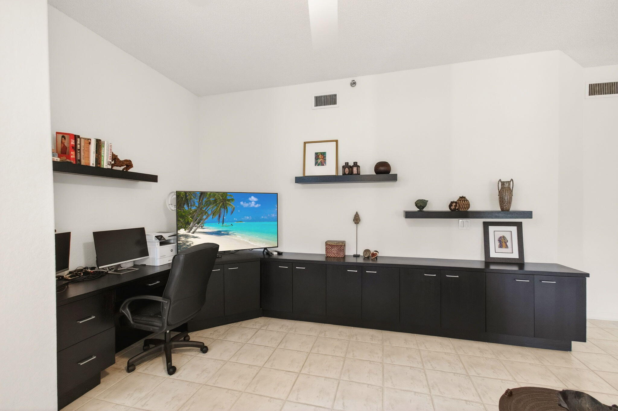 2512 Coco Plum Boulevard, Unit 1304 Boca Raton, FL 33496 - Photo 28 of 69 28-web-or-mls-DSC_9504