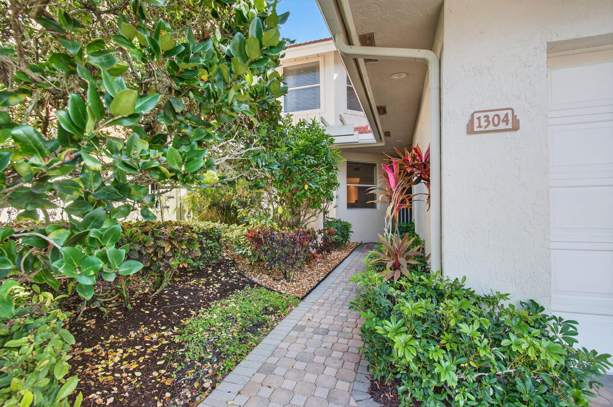 2512 Coco Plum Boulevard, Unit 1304 Boca Raton, FL 33496 - Photo 4 of 69 6-web-or-mls-DSC_9955