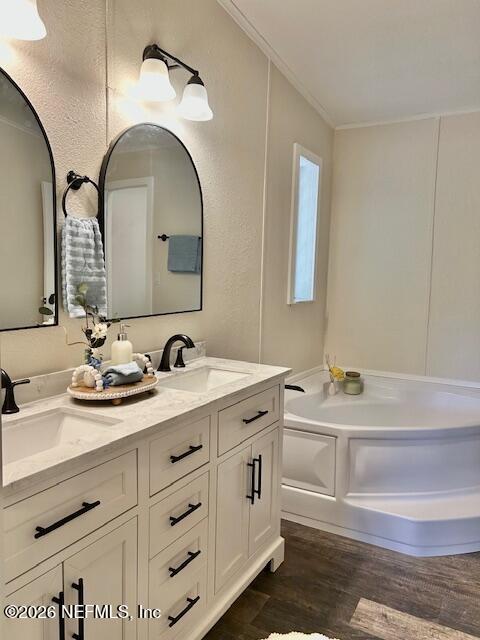 788 Keuka Road Hawthorne, FL 32640 - Photo 19 of 45 a bathroom with a double vanity sink and a mirror