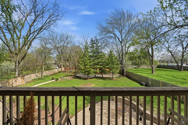 $8,250 | 2181 2nd Street, Northbrook, IL 60062