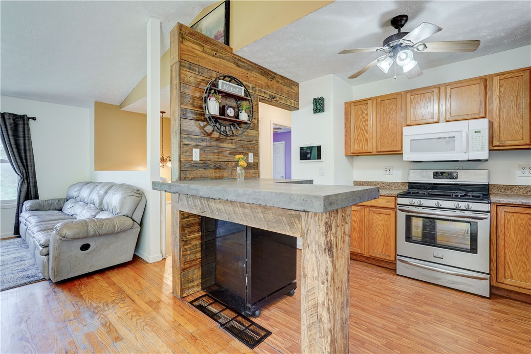 4919 Upper Holley Road Clarendon, NY 14470 - Photo 8 of 50