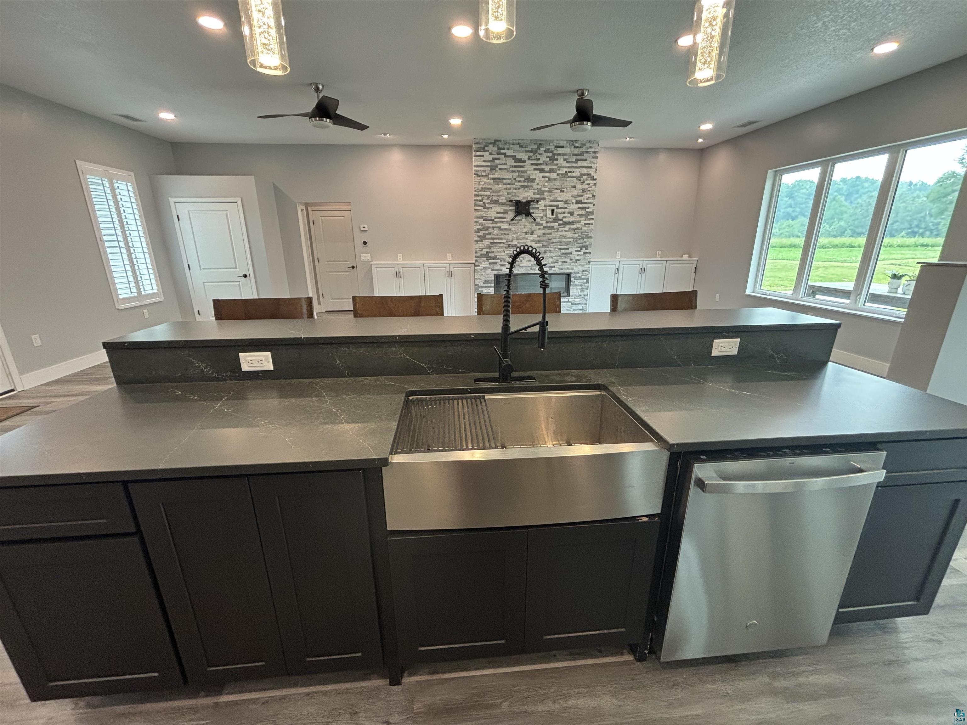 3139 West Tischer Road Duluth, MN 55803 - Photo 7 of 51