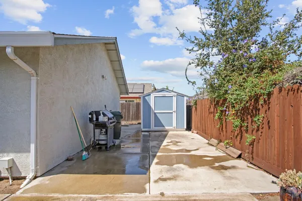 $449,900 | 2185 Garden Cir Drive West, Manteca, CA 95336