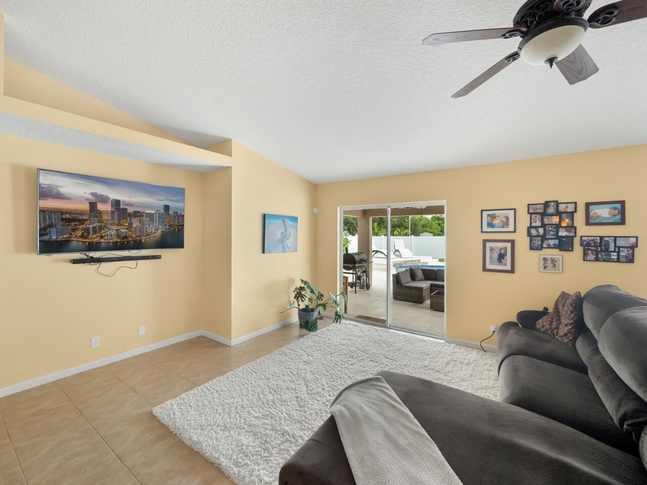 4285 Southwest Jarmer Road Port St. Lucie, FL 34953 - Photo 14 of 31 011