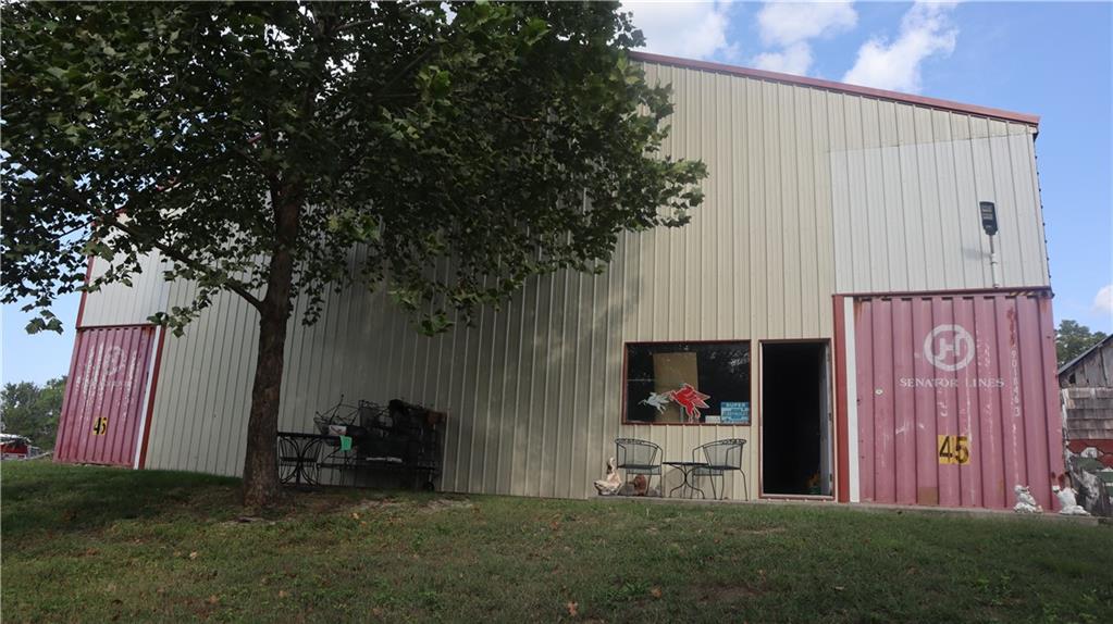 3387 Butler Road Richmond, KS 66080 - Photo 5 of 17