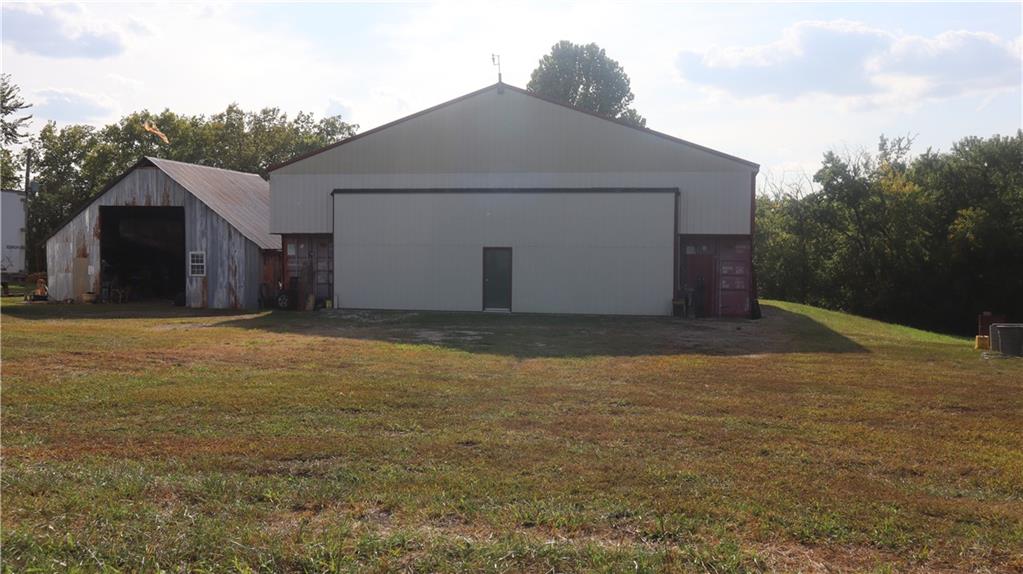 3387 Butler Road Richmond, KS 66080 - Photo 7 of 17