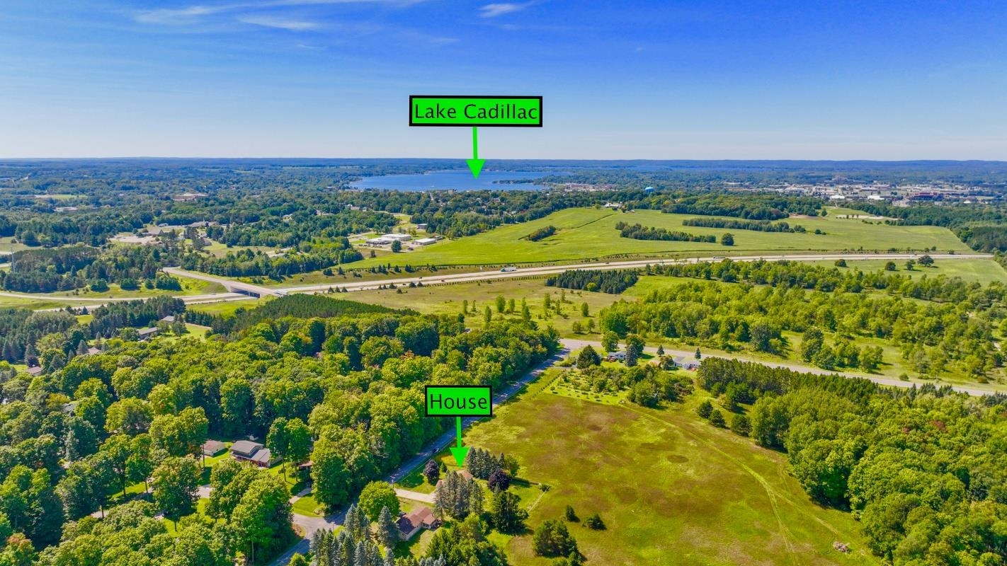 10169 36 1/2 Road Cadillac, MI 49601 - Photo 7 of 32