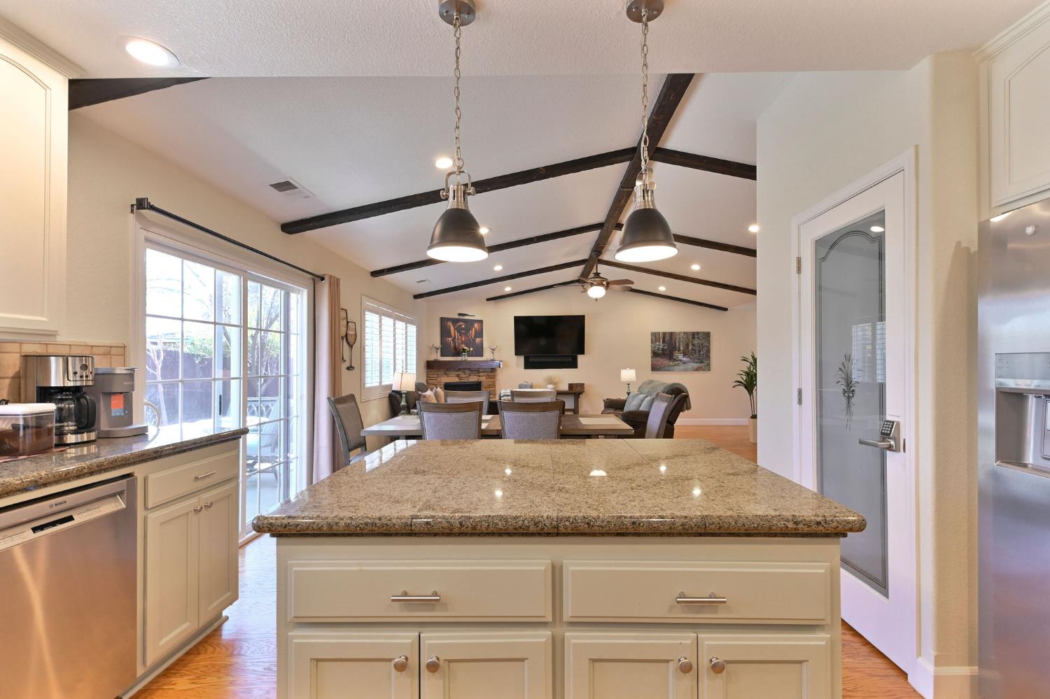 333 Oak Tree Circle Murphys, CA 95247 - Photo 22 of 88