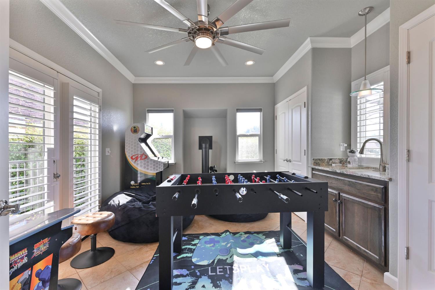 333 Oak Tree Circle Murphys, CA 95247 - Photo 40 of 88