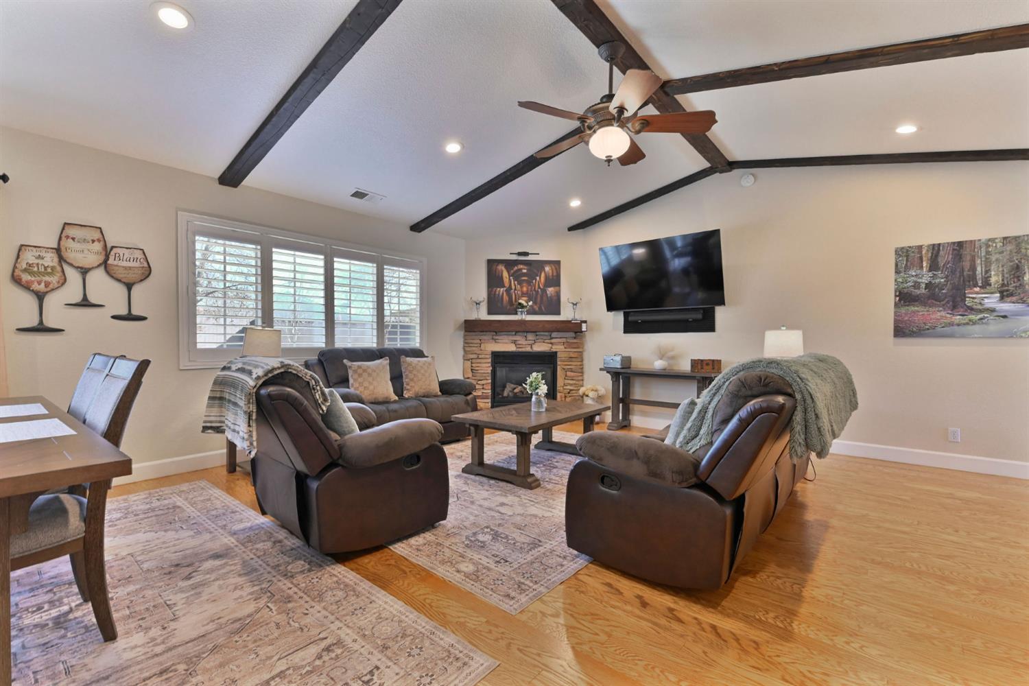 333 Oak Tree Circle Murphys, CA 95247 - Photo 10 of 88