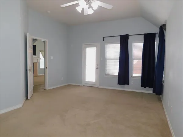 $1,995 | 1104 Hayden Lane, Savannah, TX 76227