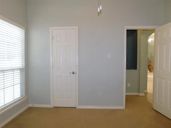 $1,995 | 1104 Hayden Lane, Savannah, TX 76227