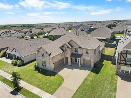 $629,000 | 3909 Switchgrass Grove, Venus, TX 76084