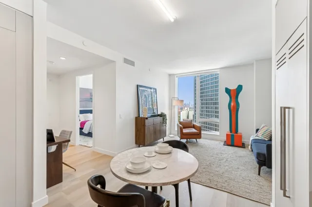 $4,750 | 17 Hanover Place, Unit 27J | Downtown Brooklyn