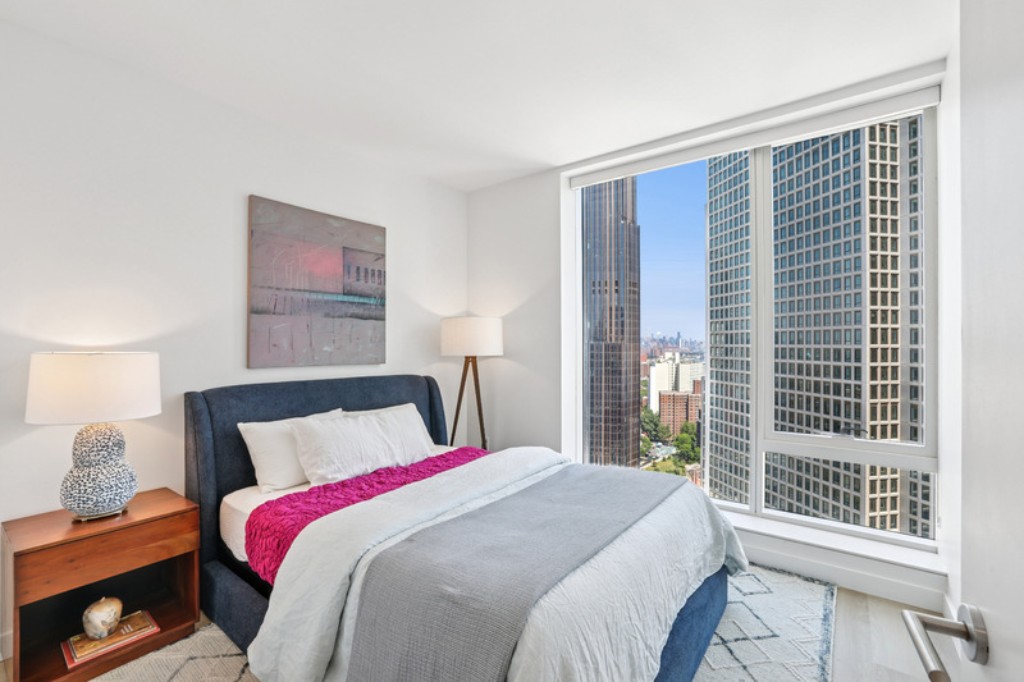 17 Hanover Place, Unit 27J Brooklyn, NY 11217 - Photo 5 of 8 Photo 5