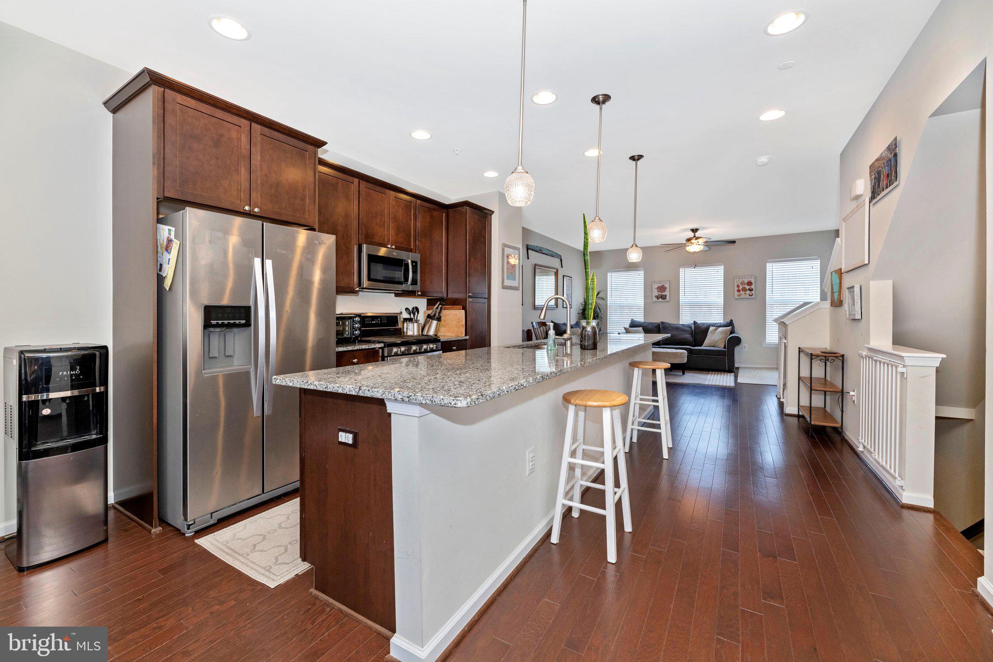 6082 Forum Square Frederick, MD 21703 - Photo 6 of 45 Kitchen
