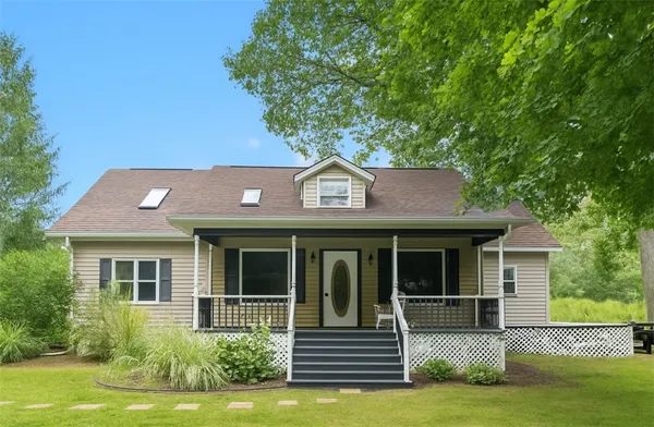 $349,900 | 19996 North 2250th Street, Dennison, IL 62423