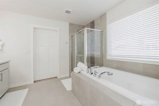 $669,000 | 2074 Northwest Winterset Lane, Silverdale, WA 98383