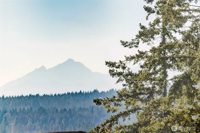 $669,000 | 2074 Northwest Winterset Lane, Silverdale, WA 98383