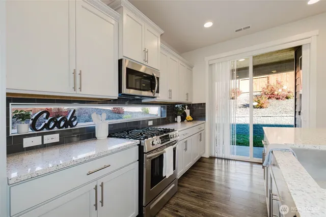 $669,000 | 2074 Northwest Winterset Lane, Silverdale, WA 98383