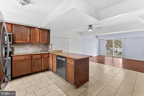 $300,000 | 14463 Rustling Leaves Lane, Centreville, VA 20121