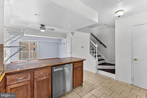 $300,000 | 14463 Rustling Leaves Lane, Centreville, VA 20121