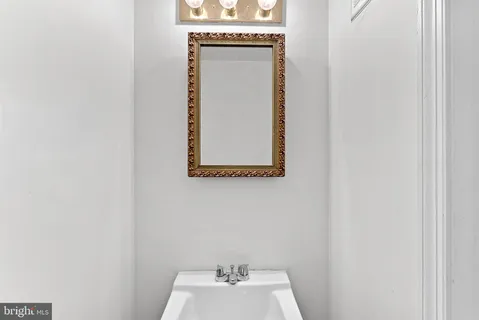 $300,000 | 14463 Rustling Leaves Lane, Centreville, VA 20121