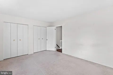 $300,000 | 14463 Rustling Leaves Lane, Centreville, VA 20121