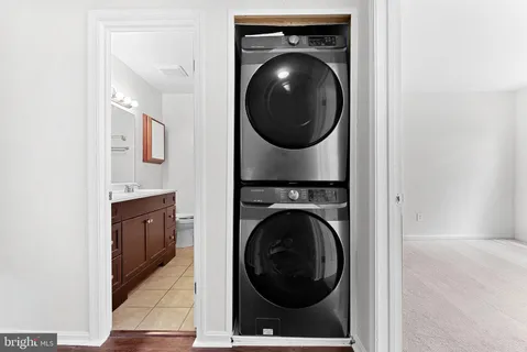 $300,000 | 14463 Rustling Leaves Lane, Centreville, VA 20121