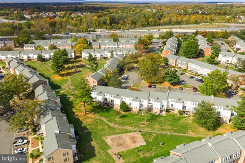 $300,000 | 14463 Rustling Leaves Lane, Centreville, VA 20121