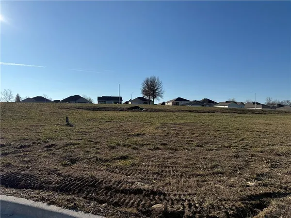 $45,000 | 2213 Creek View Lane, Raymore, MO 64083