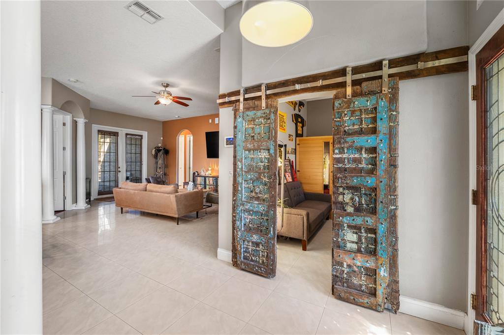 11622 Timber Ridge Drive Tampa, FL 33625 - Photo 12 of 43