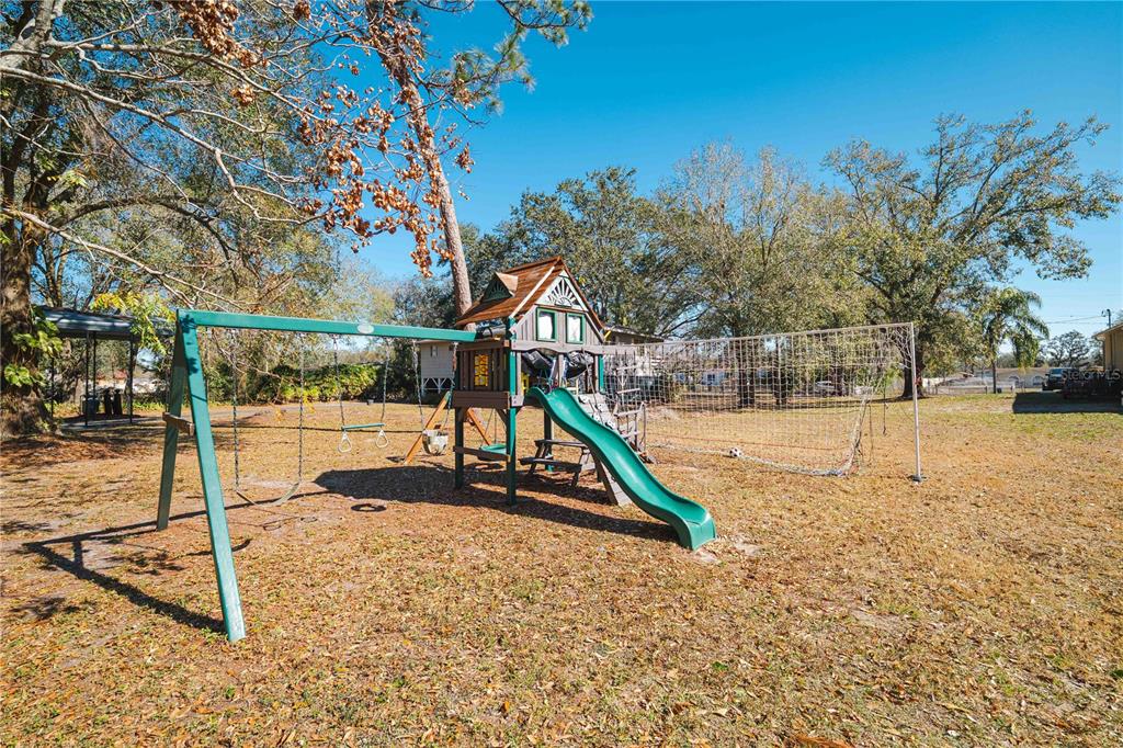 11622 Timber Ridge Drive Tampa, FL 33625 - Photo 36 of 43