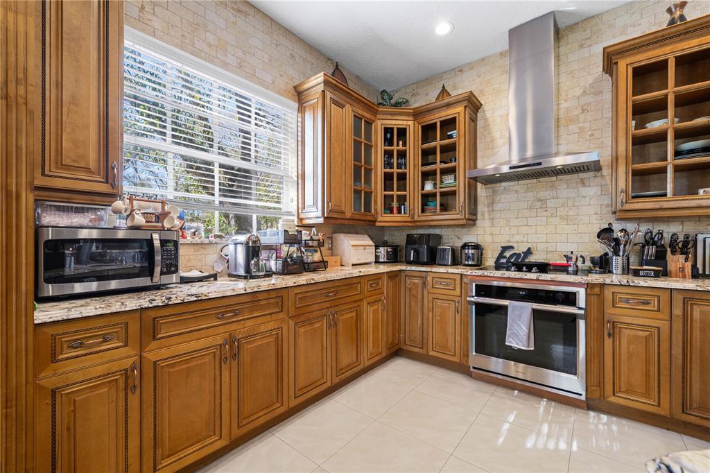 11622 Timber Ridge Drive Tampa, FL 33625 - Photo 5 of 43