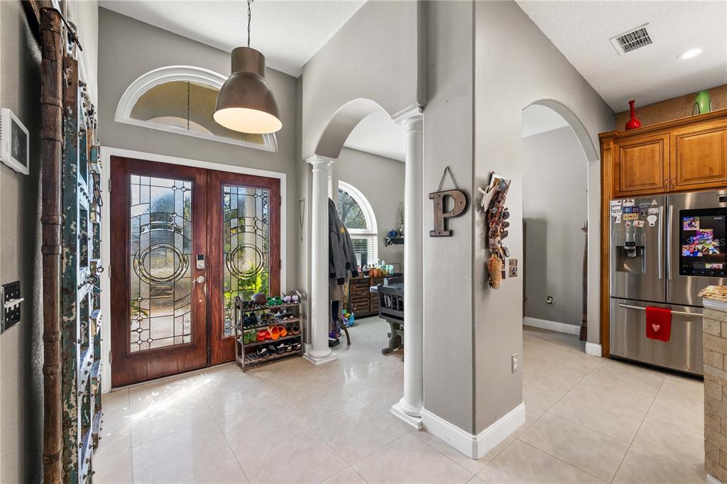 11622 Timber Ridge Drive Tampa, FL 33625 - Photo 10 of 43