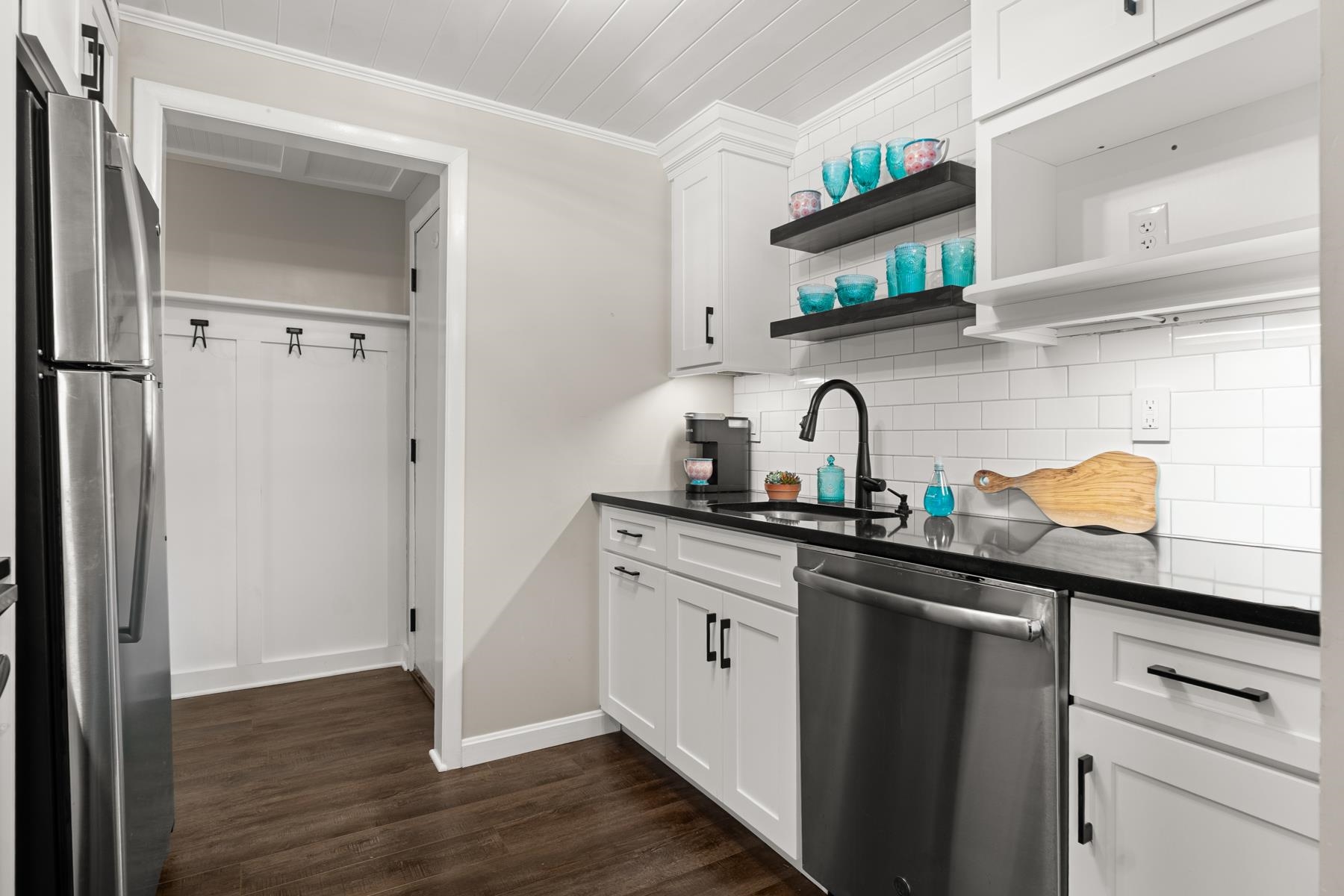 47 Seabury Hampton, NH 03842 - Photo 6 of 27